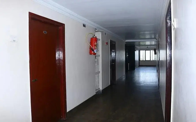 Hotel Ratna