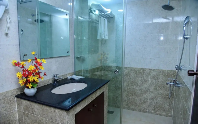 Hotel Crystal Rose Sylhet