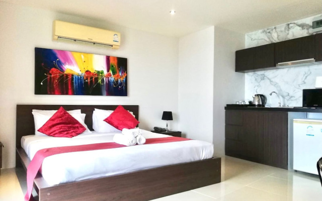 Patong Beach Walking Street Seaview C257
