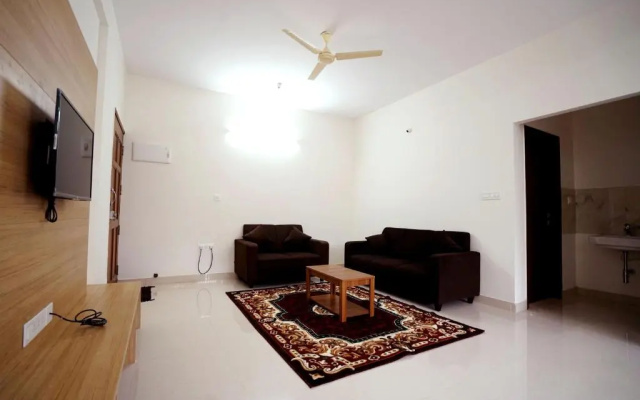 Castle JP Service Apartments