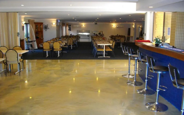 Kurrmine Beach Motel