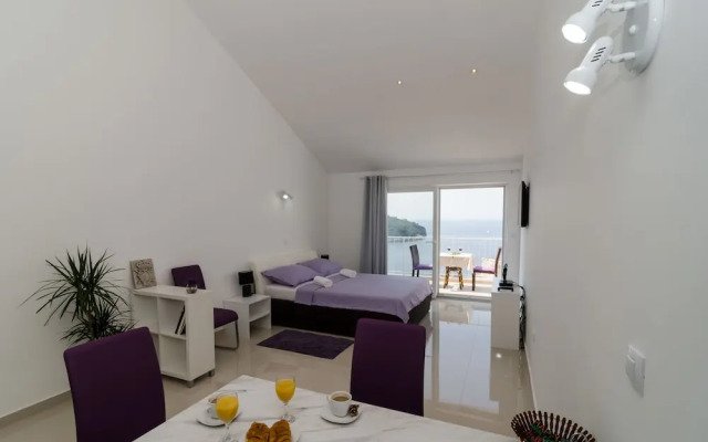 Ploce apartmani - LUV