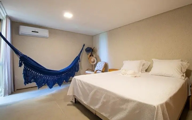 Casa no Condominio Vila Ataua