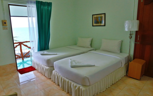 Mam Kai Bae Beach Resort