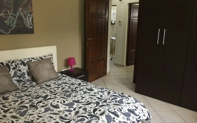 Pisa Suites Apartments
