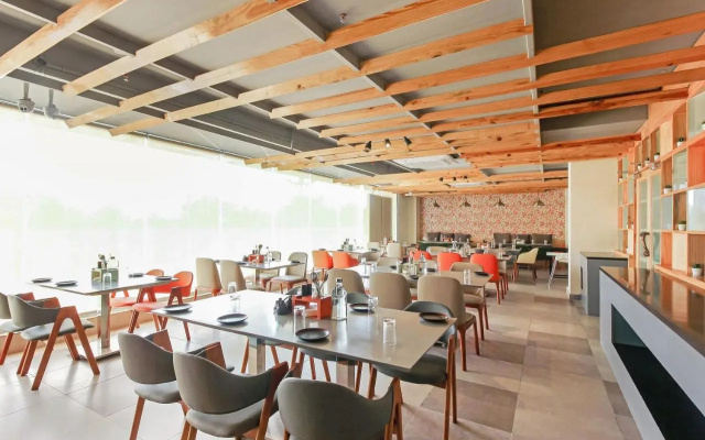 OYO 23322 Hoysala Inn