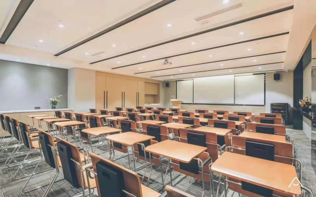 Atour Hotel Kunshan Yongda Commercial Plaza