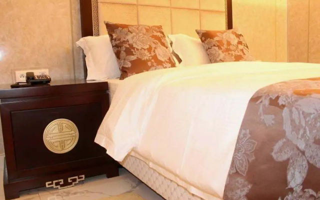 City Hotel