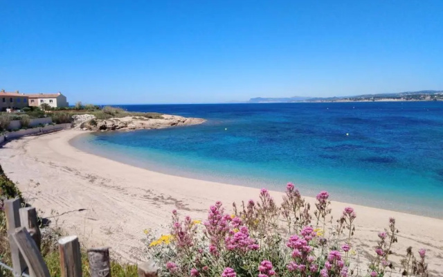 Appartement Six-Fours-les-Plages, 2 pièces, 4 personnes - FR-1-316-288
