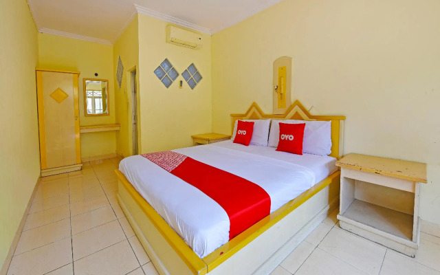 Hotel Mutiara by OYO Rooms