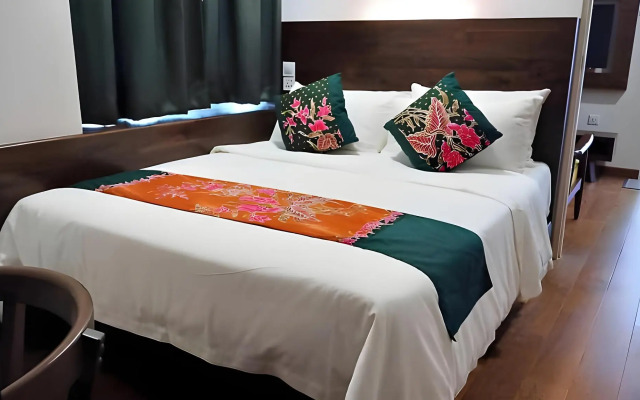 Serapi Hotel