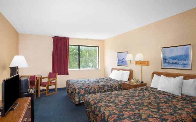 Days Inn by Wyndham Auburn/Finger Lakes Region