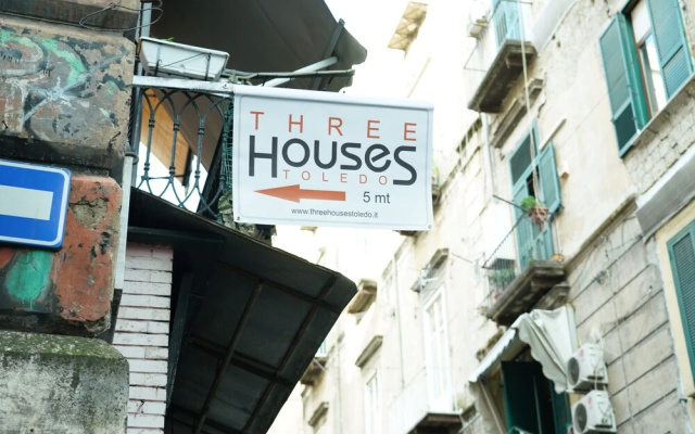 Three houses Toledo