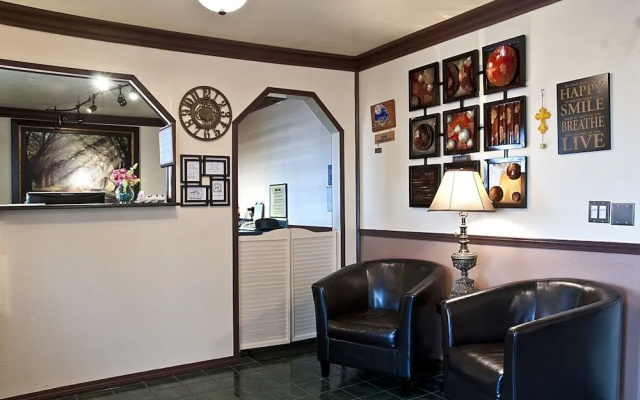 The Regency Inn