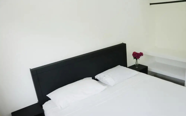 Room-private Room With King Size bed num