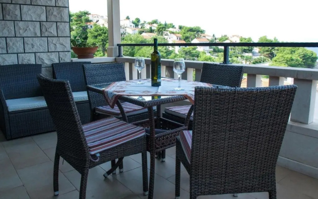 Lozna Apartment