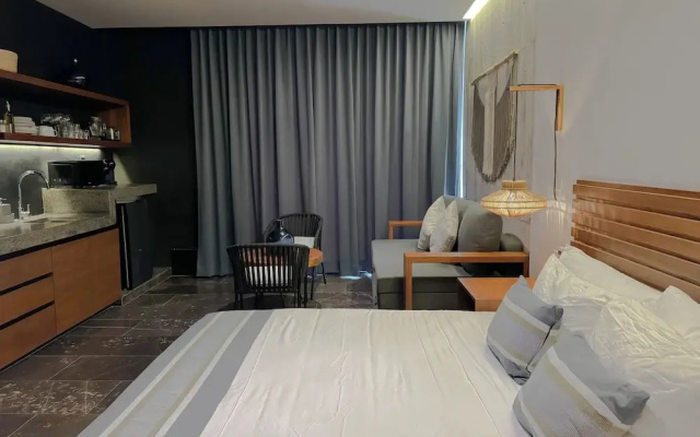 Luxury Studio Private pool IIK C409SF