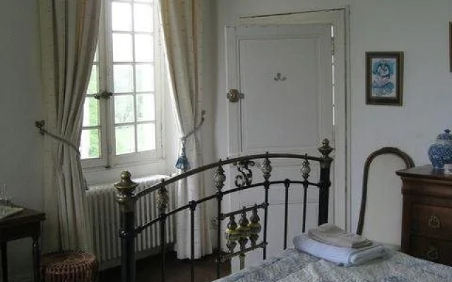 Le Bourdil Blanc