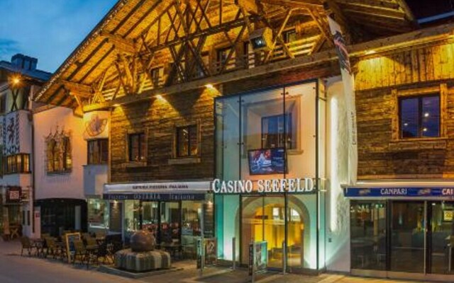Hotel Klosterbraeu Зефельд вид на фасад