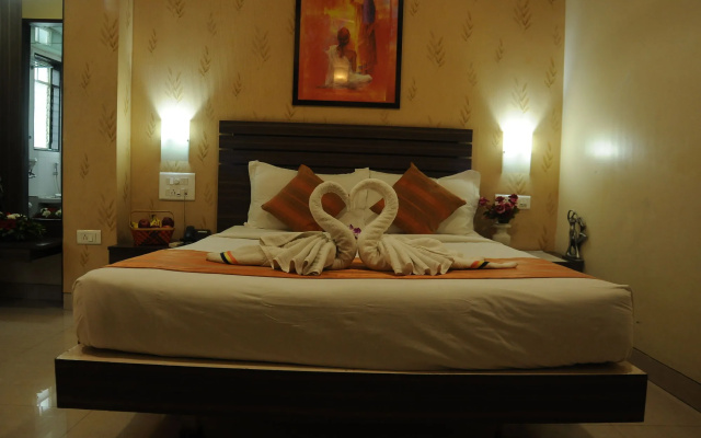 Hotel Madhav International