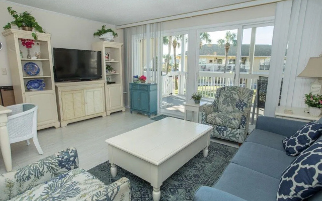 Sandpiper Cove 1082 2 Bedroom Condo by RedAwning