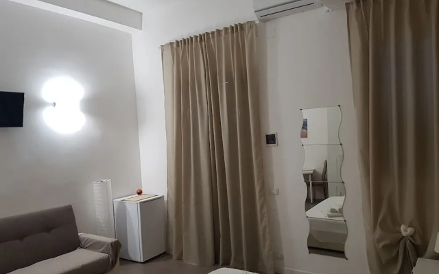 Summer Rooms