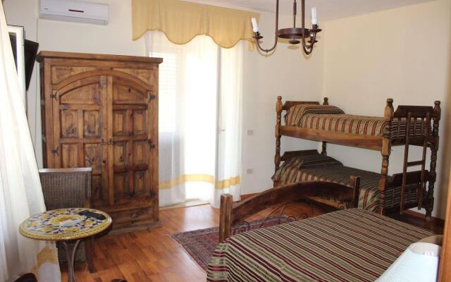 Отель Agriturismo Reggia Saracena Агридженто комната для гостей