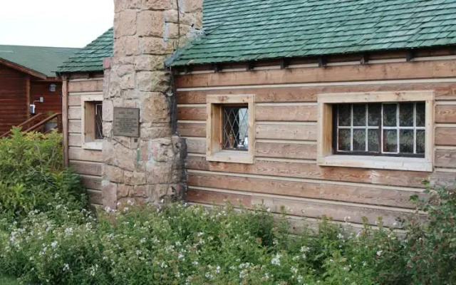 Teton Valley Lodge