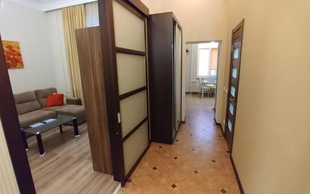 One-room. 5a Baseina str. Near Kreshchatik. Centre