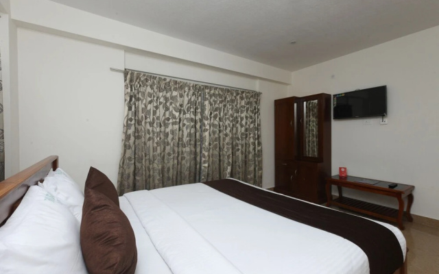 OYO Homes 063 Bakiee Road