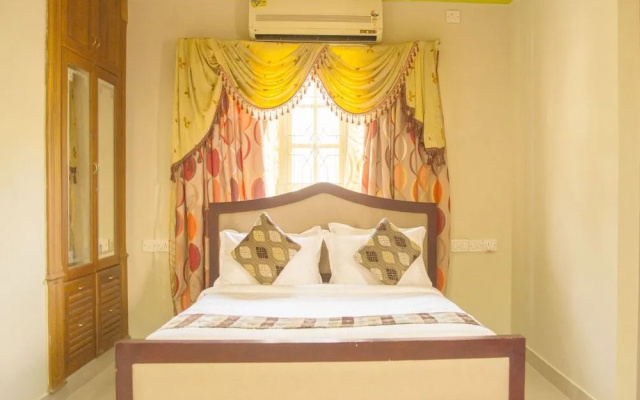 OYO 23736 Royale Suites And Apartments