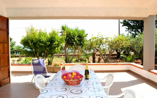 Sc017 Villa Valenti a Pochi Metri dal Mare