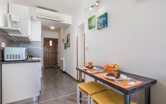 Apartments Davor