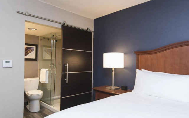 DoubleTree by Hilton Schenectady Downtown