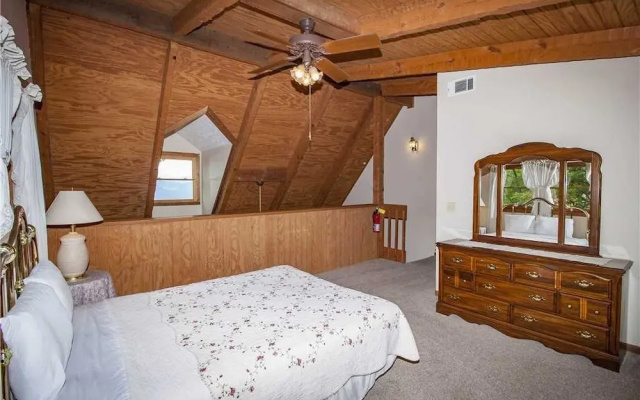 Appalachian Splendor - Two Bedroom Cabin