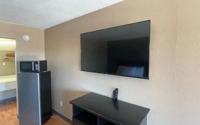 Best Budget Inn