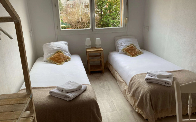 Moodz Hotel