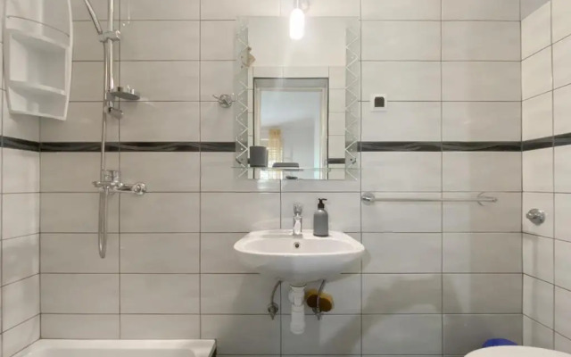 Apartment Dado