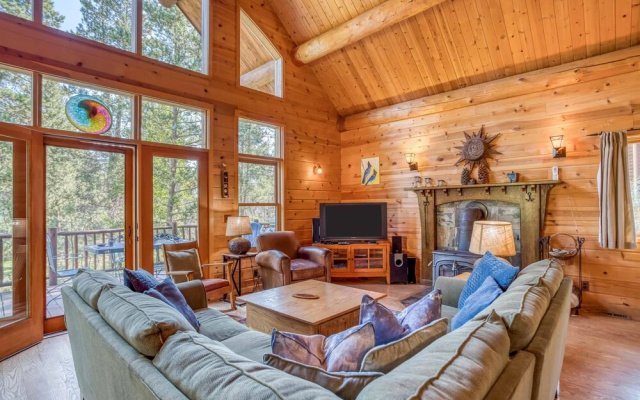 The Stellar Cabins