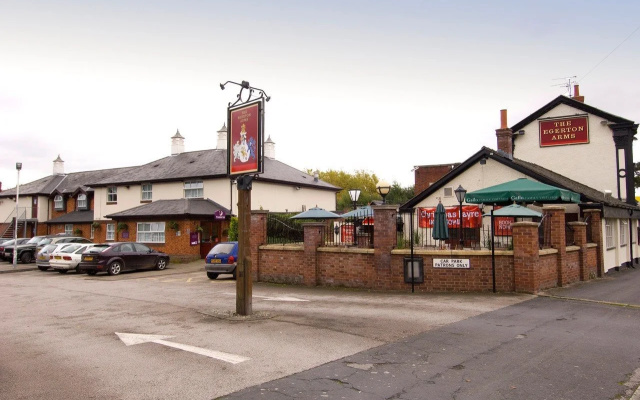 Premier Inn Chester Central North