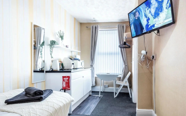 The Bayview Apart Hotel