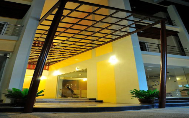 Boonjumnong Modern Apartment