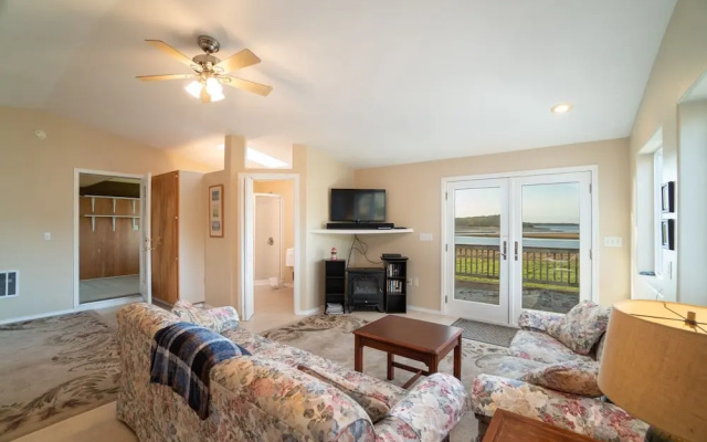The Sandlake View 3 Bedroom Home