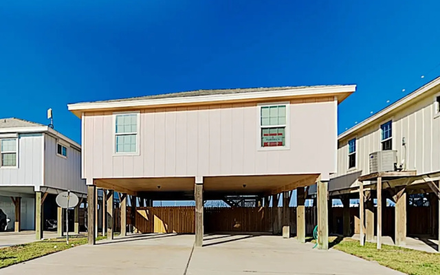 103vivie 3 Bedroom Home