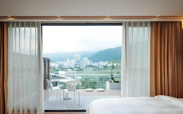 Onsense Villa
