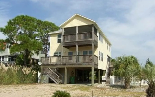 Yellow Bird Apartment 4 Bedroom