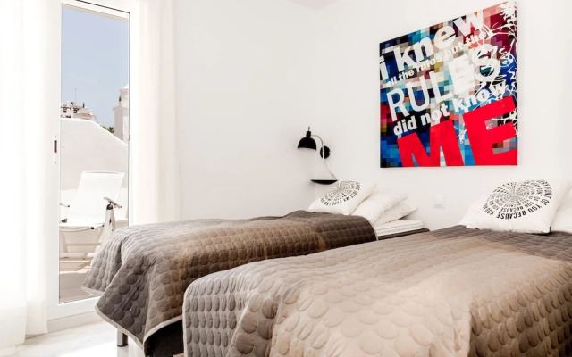 Ivy4- Modern 2 Bedroom Duplex Close To Beach