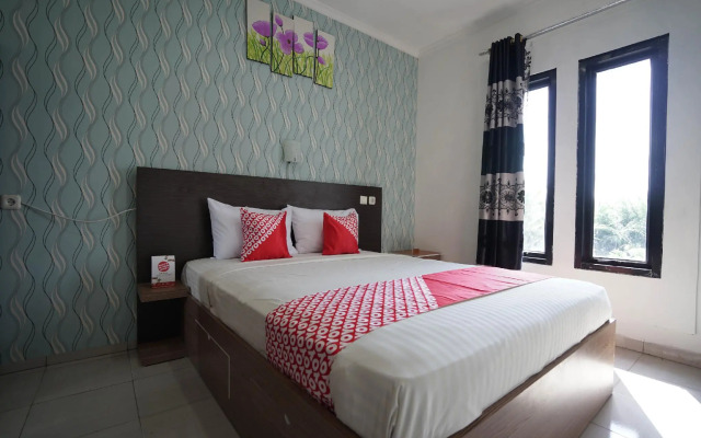 Hotel O Green Palm Kostel Syariah