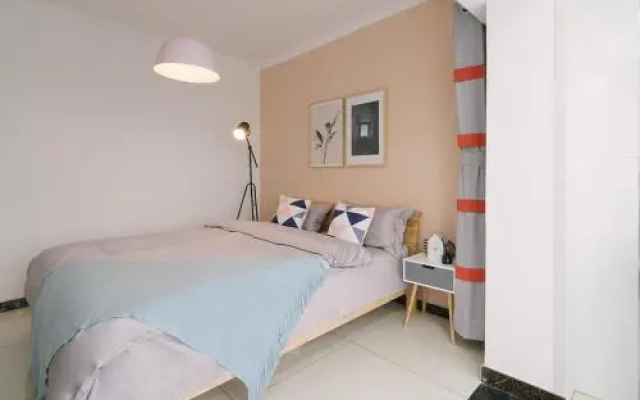 Xi'an Beilin·Yongning Gate· Locals Apartment 00168710