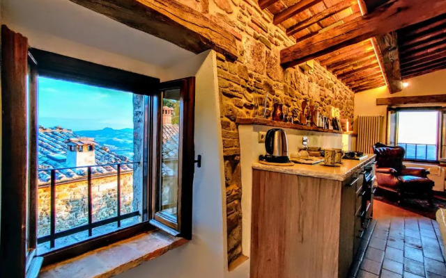 Historic 14th Century Palazzo apartments